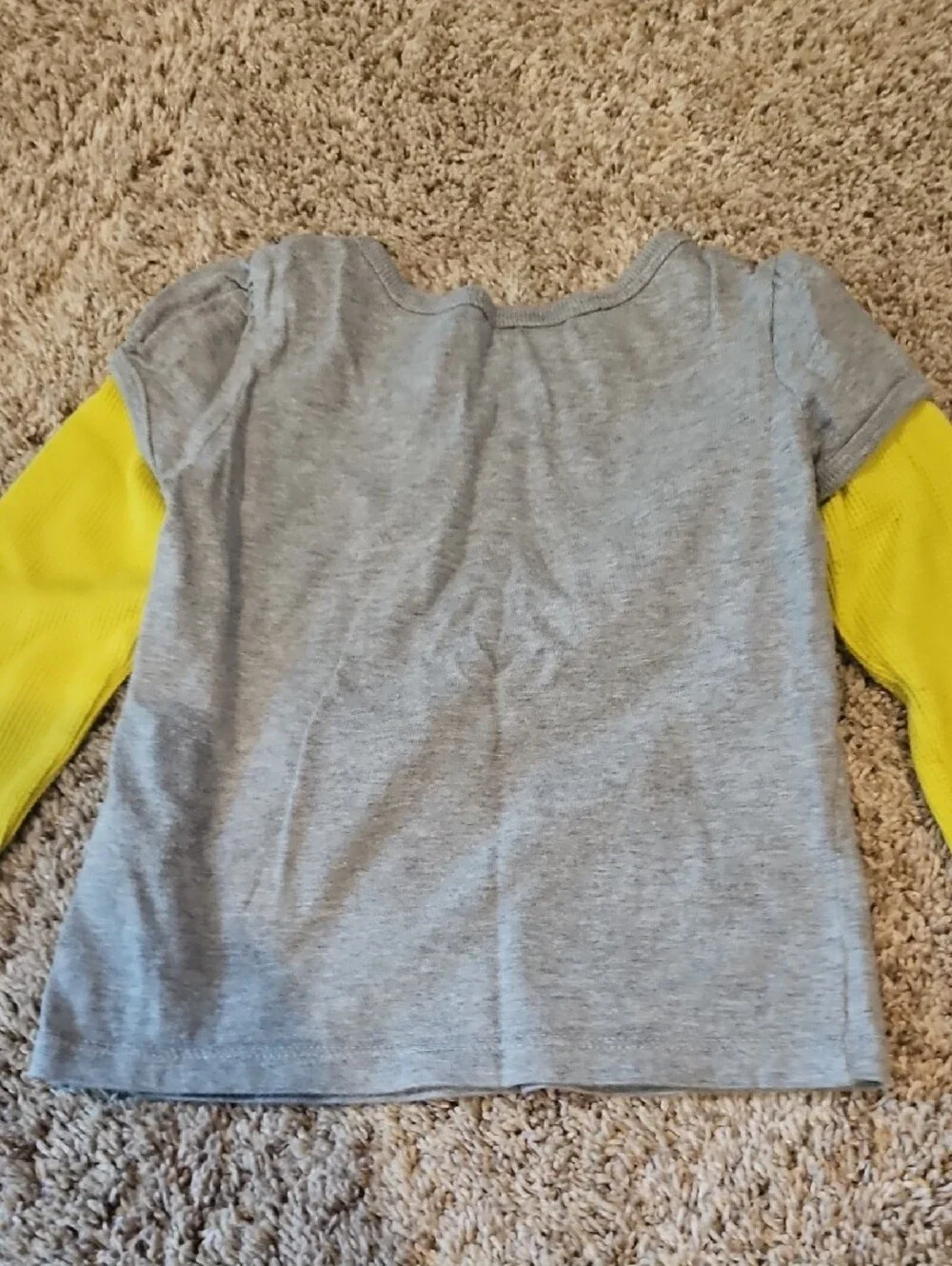 Girls' Gray & Yellow 'Cute' Cat Long-Sleeve Top